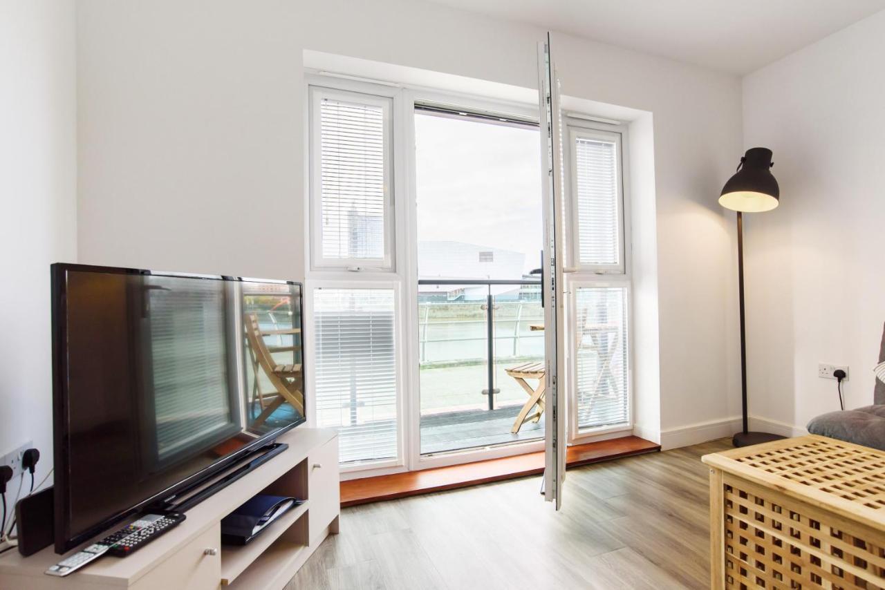 Appartamento Raphael Retreat Newport  Esterno foto