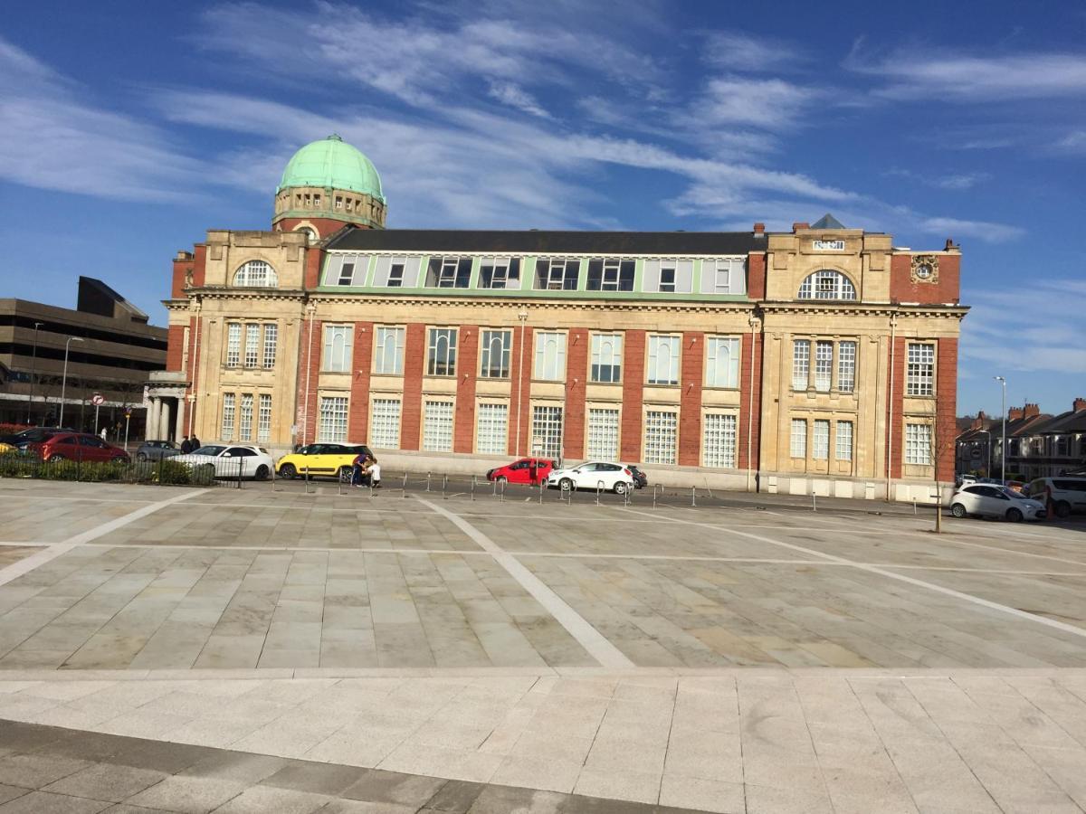Appartamento Raphael Retreat Newport  Esterno foto